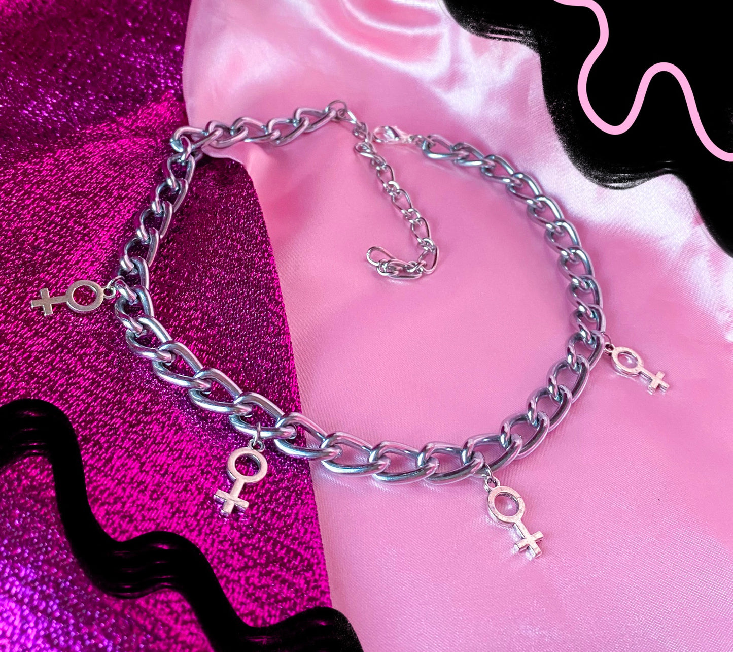 Multiple Venus symbol charm choker chain necklace